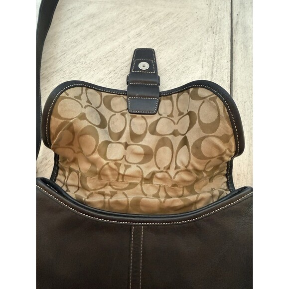 Coach Vintage 9480 Soho Flap Crossbody Black Leather Shoulder Hobo Y2K Cleaned - Picture 10 of 16